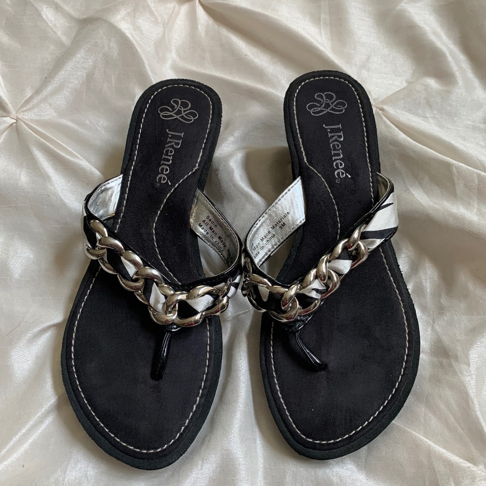 J Renee Black/Ivory Wedge Thong Sandals sz 8.5